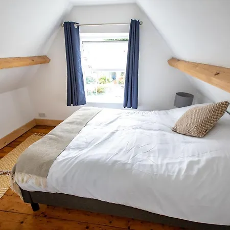 Short Stays - Fishponds Apartment *