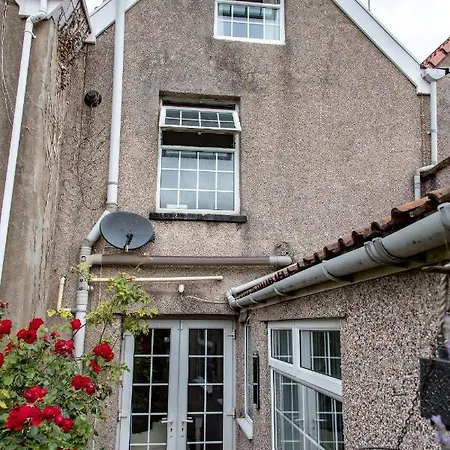 Short Stays - Fishponds