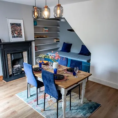 Short Stays - Fishponds Apartment